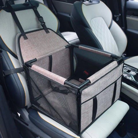 Scaun Auto Pliabil pentru Câini – Practic și Sigur