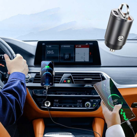USB車載充電器アダプター – コンパクトなシガーソケット 