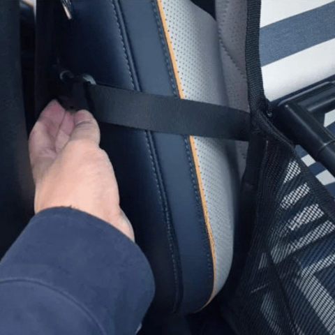 Foldable Car Seat for Dog – Practical and Safe 